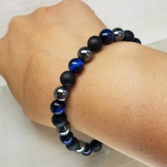 Blue Tiger Eye, Onyx & Hematite Stretch Bracelet - Picture 9 of 9